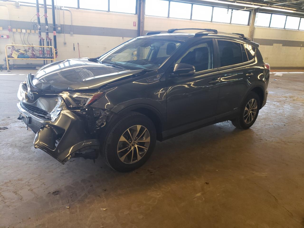 2018 TOYOTA RAV4 HV LE