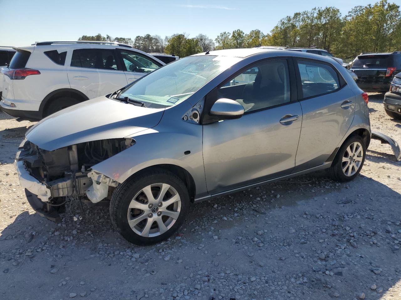 2013 MAZDA MAZDA2