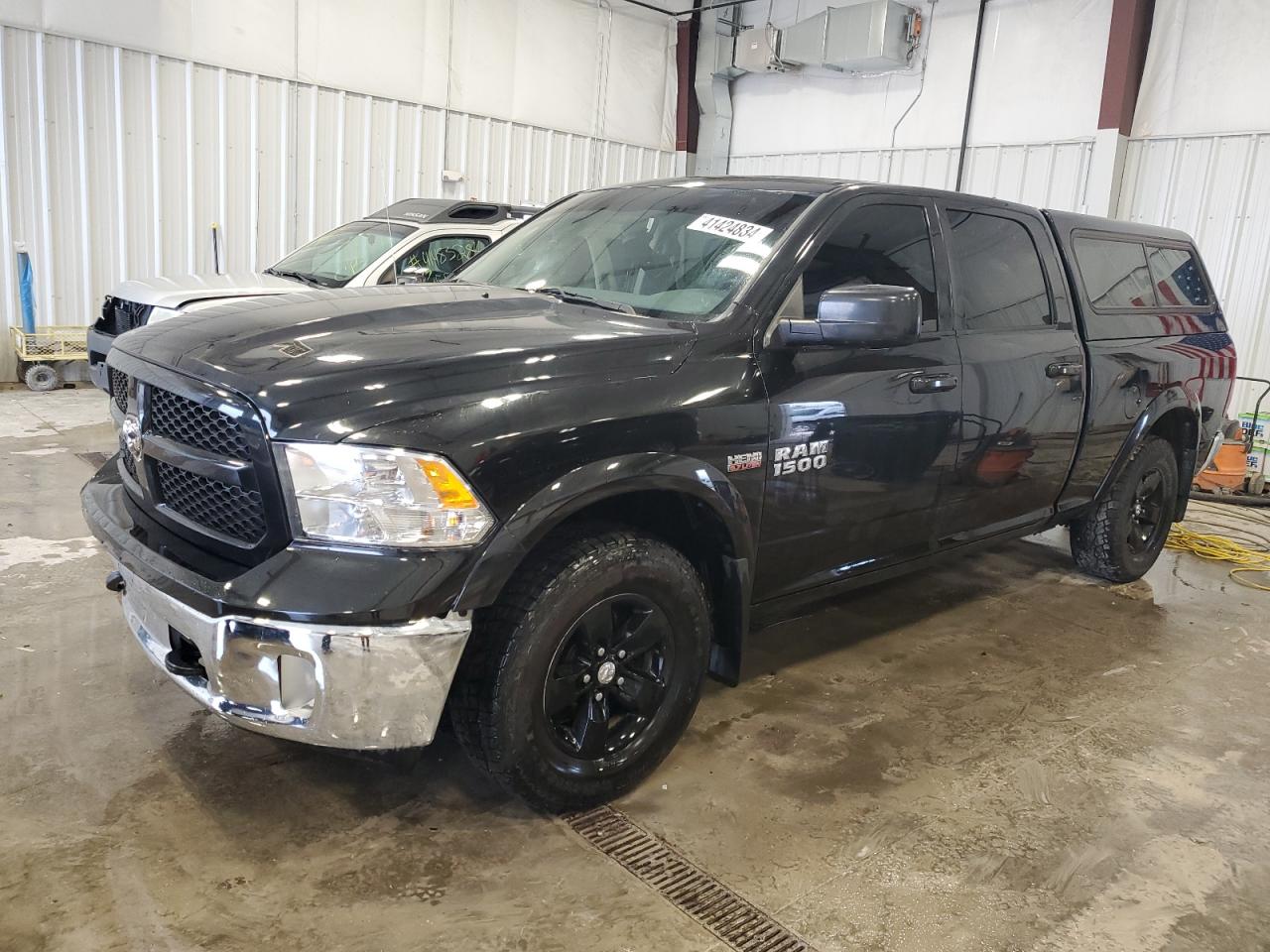 2016 RAM 1500 SLT