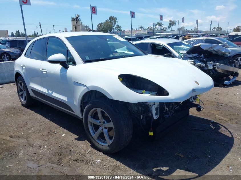 2018 PORSCHE MACAN