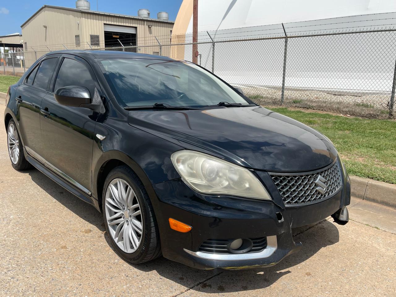 2011 SUZUKI KIZASHI SPORT GTS