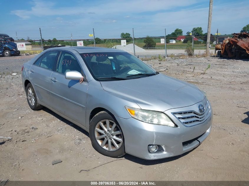 2011 TOYOTA CAMRY XLE V6