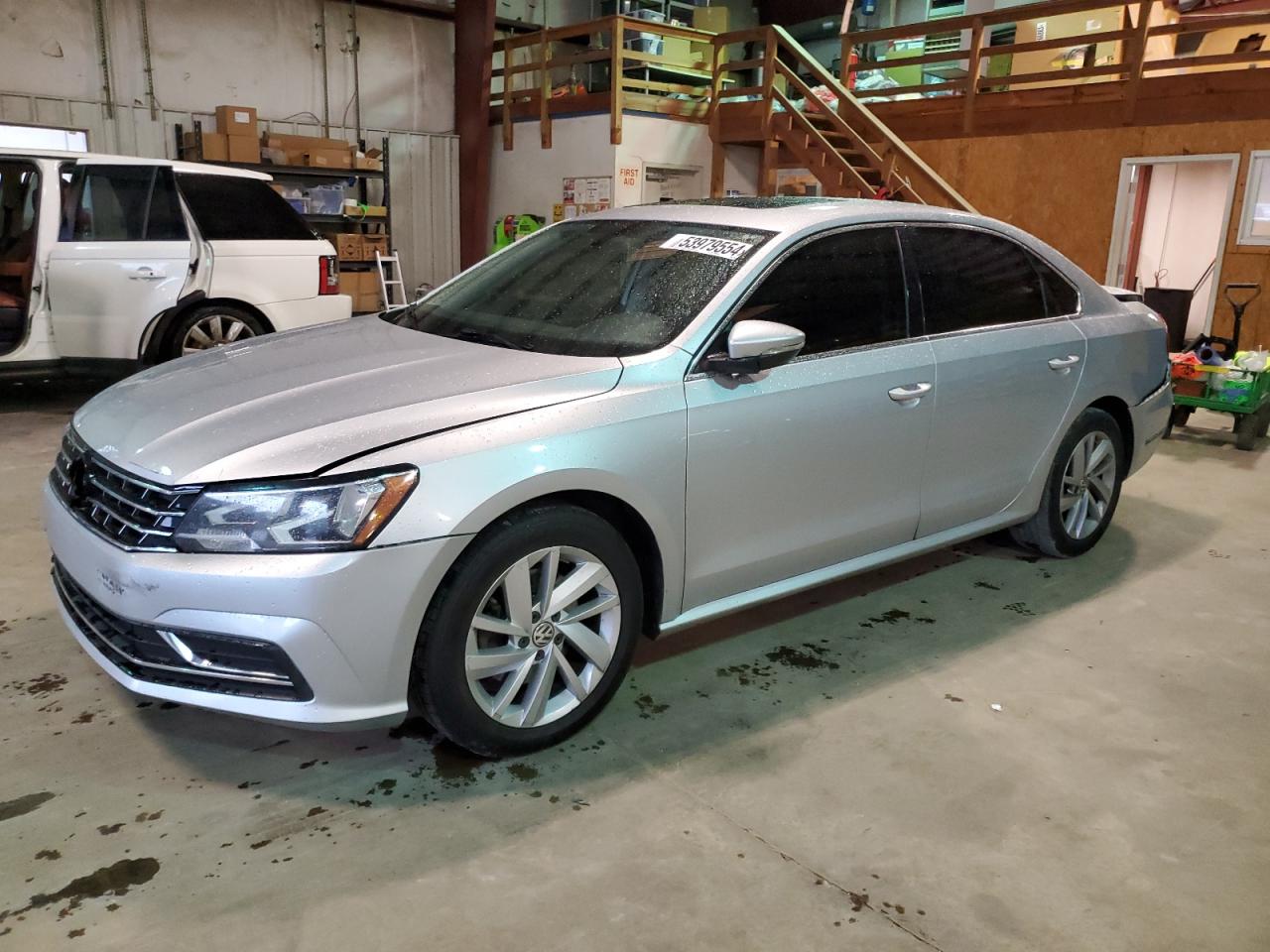 2018 VOLKSWAGEN PASSAT SE