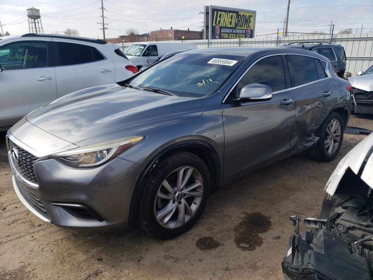 2017 INFINITI QX30 BASE