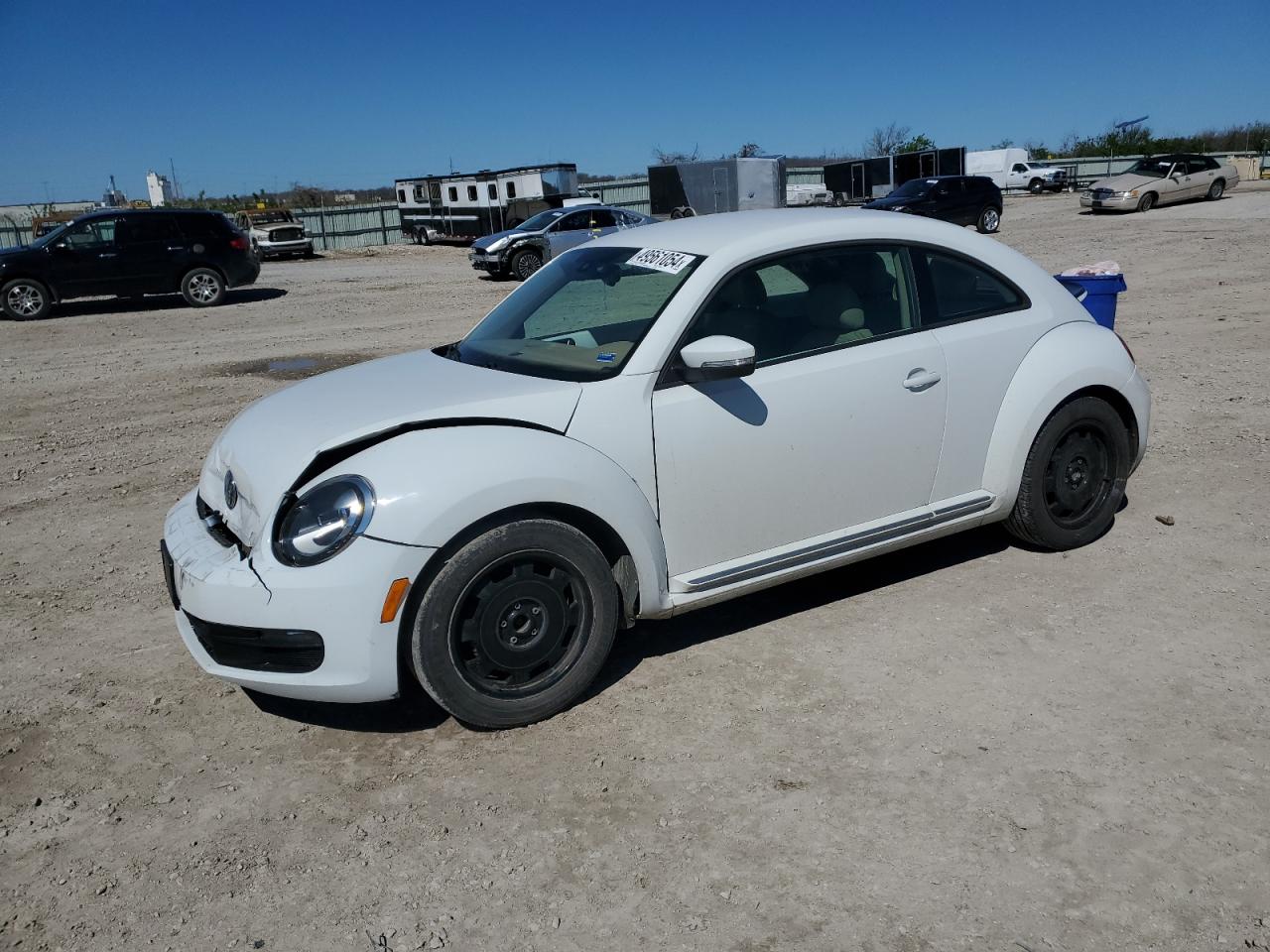 2016 VOLKSWAGEN BEETLE SE