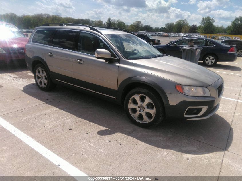 2011 VOLVO XC70 T6