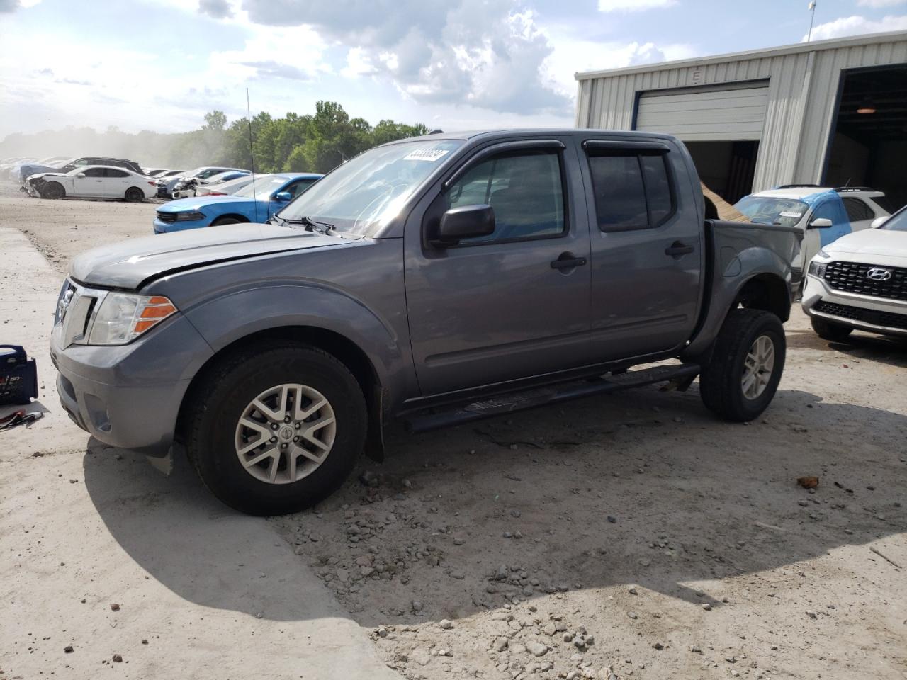 2017 NISSAN FRONTIER S