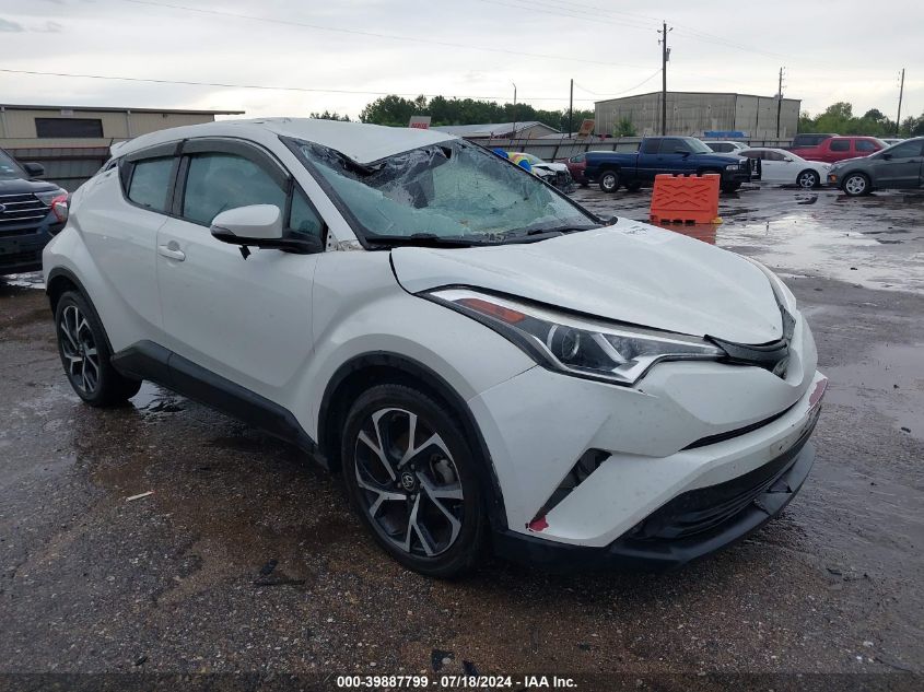 2018 TOYOTA C-HR XLE PREMIUM