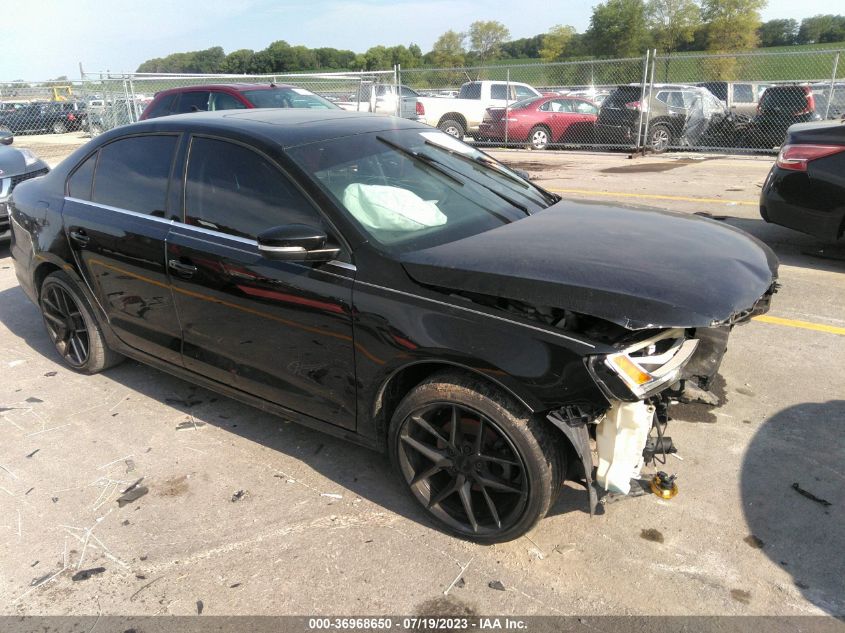 2012 VOLKSWAGEN JETTA 2.0L TDI