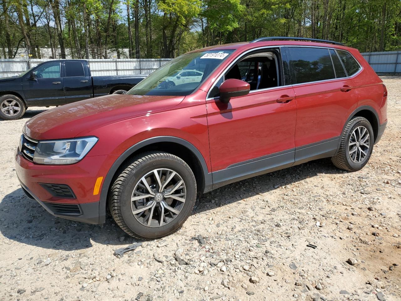 2019 VOLKSWAGEN TIGUAN SE