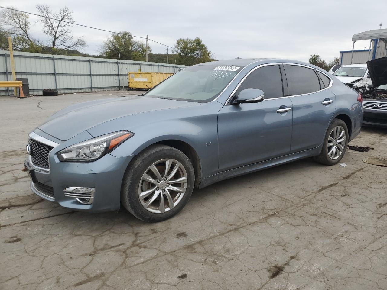 2018 INFINITI Q70 3.7 LUXE