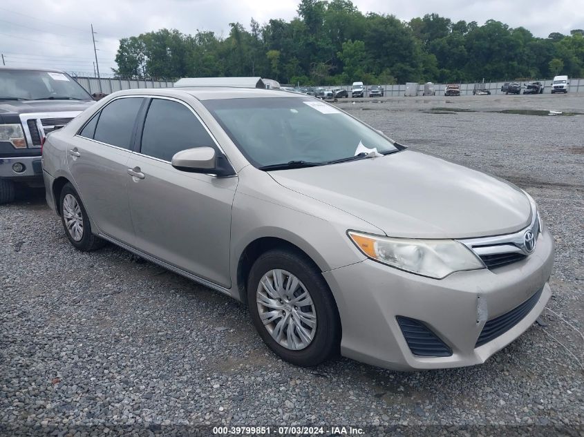 2014 TOYOTA CAMRY LE