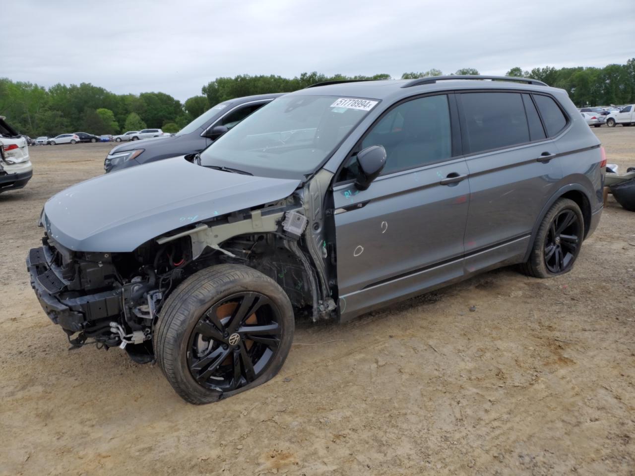 2023 VOLKSWAGEN TIGUAN SE R-LINE BLACK