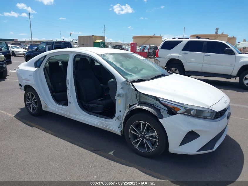 2022 KIA FORTE LXS