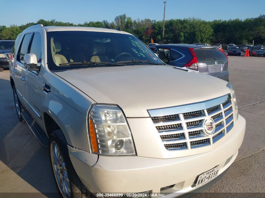 2011 CADILLAC ESCALADE STANDARD