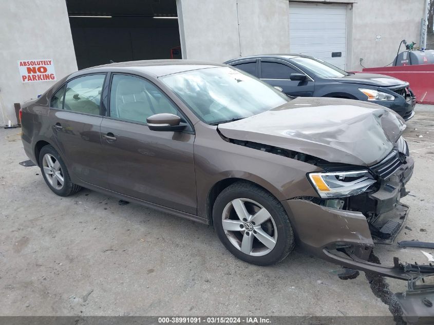 2012 VOLKSWAGEN JETTA 2.0L TDI