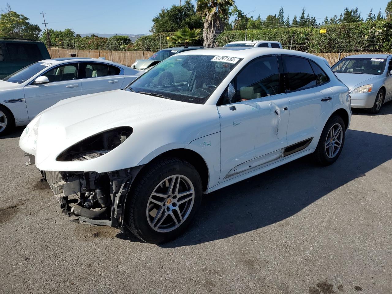 2018 PORSCHE MACAN