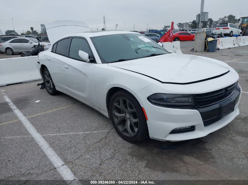 2015 DODGE CHARGER SXT