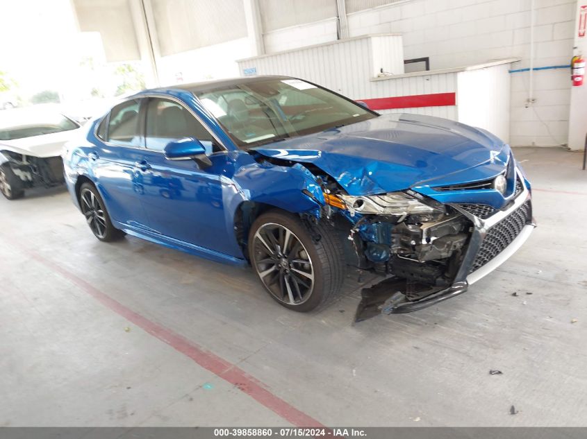 2019 TOYOTA CAMRY XSE