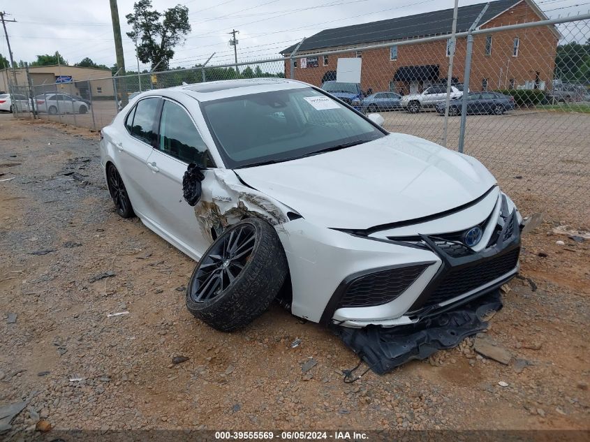 2021 TOYOTA CAMRY XSE HYBRID