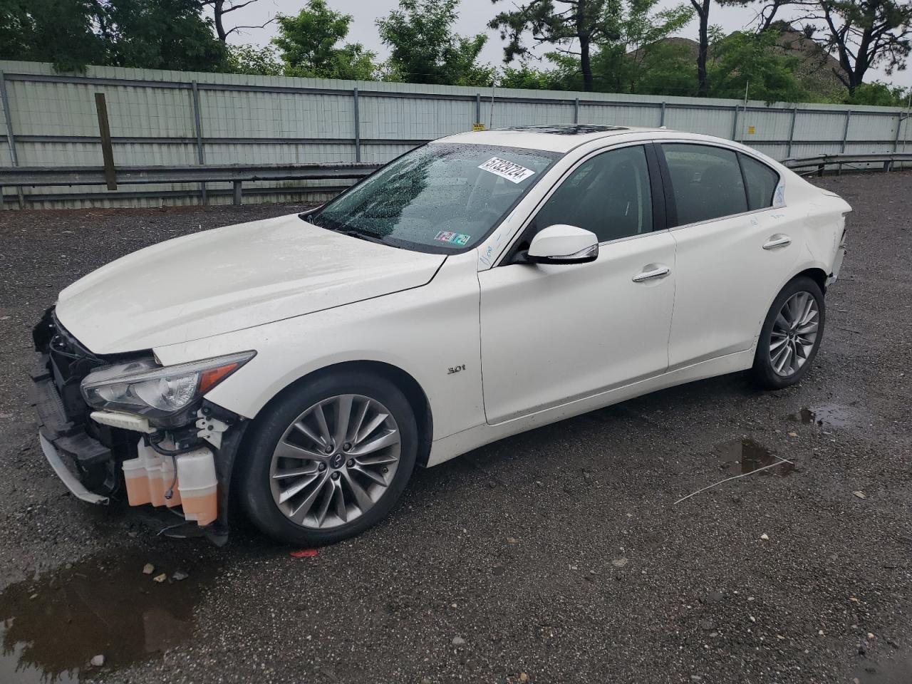 2018 INFINITI Q50 LUXE