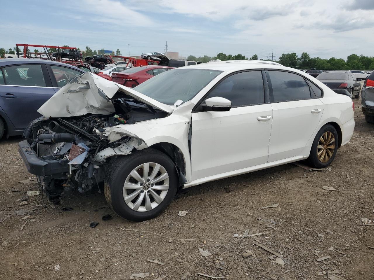 2014 VOLKSWAGEN PASSAT S