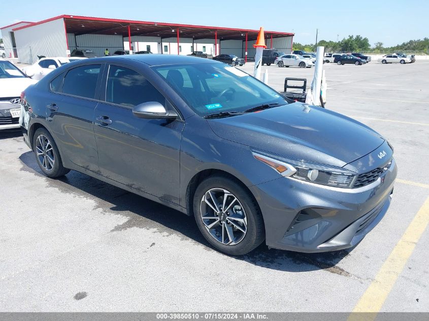 2022 KIA FORTE LXS