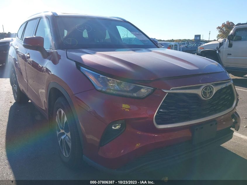 2020 TOYOTA HIGHLANDER XLE