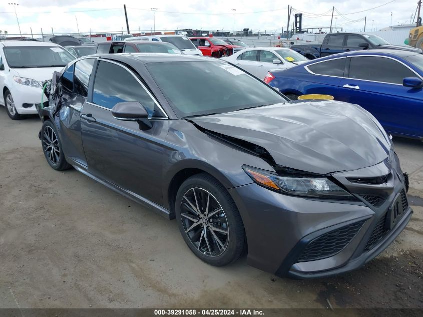 2024 TOYOTA CAMRY HYBRID SE