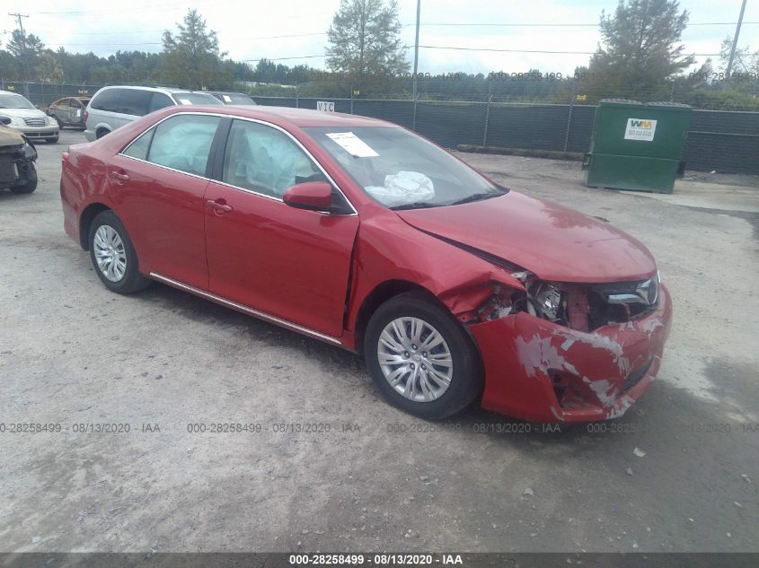 2014 TOYOTA CAMRY LE