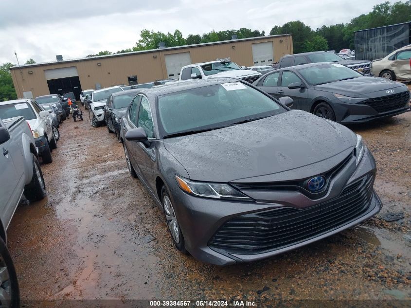 2019 TOYOTA CAMRY HYBRID LE