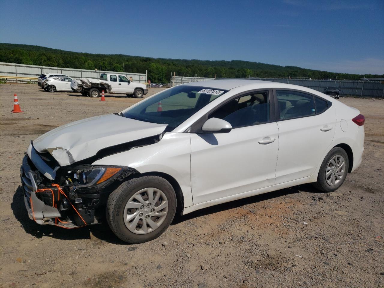 2018 HYUNDAI ELANTRA SE