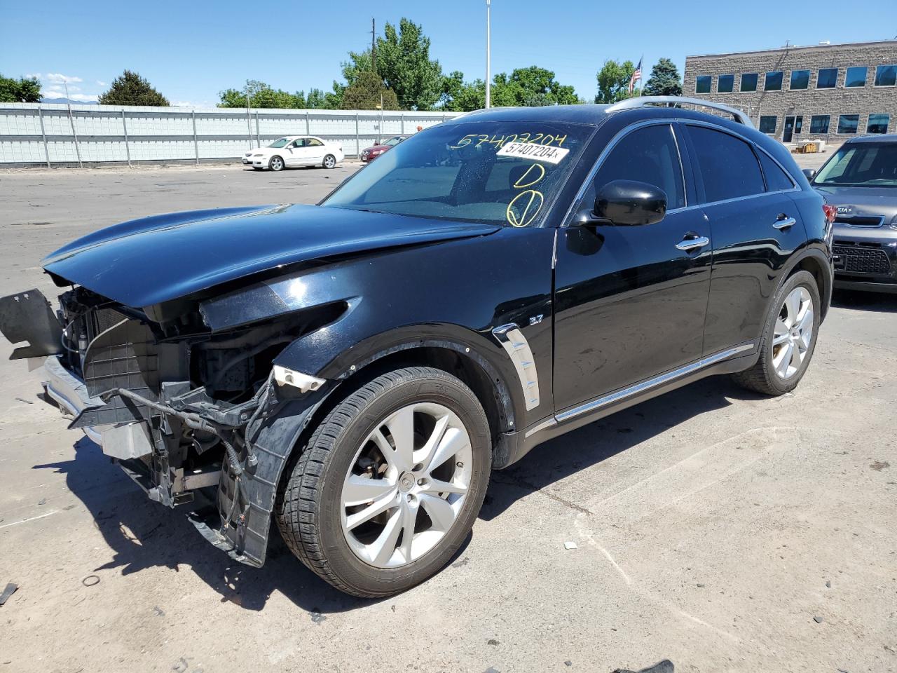 2014 INFINITI QX70