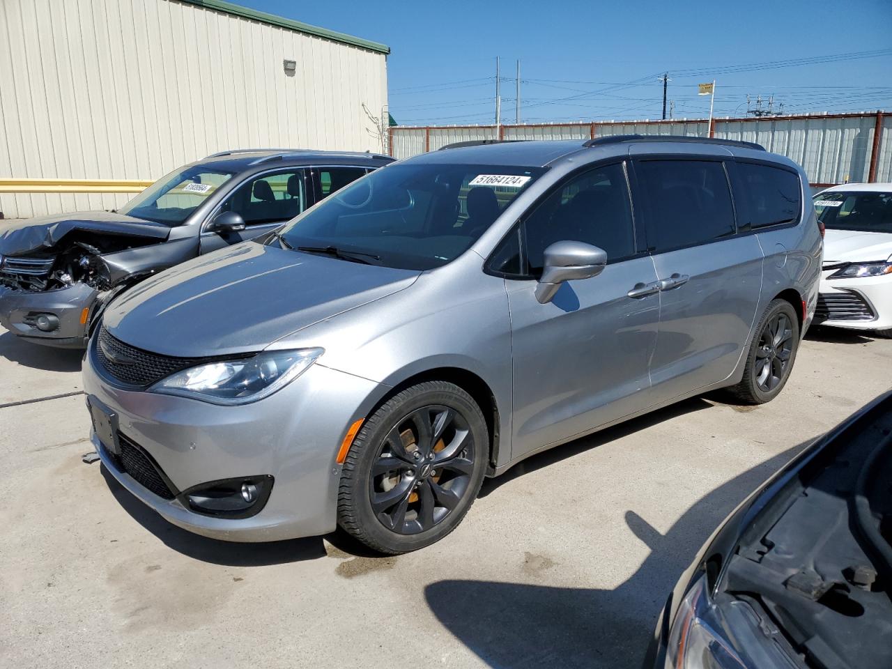 2019 CHRYSLER PACIFICA LIMITED