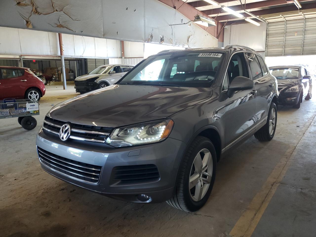 2013 VOLKSWAGEN TOUAREG V6