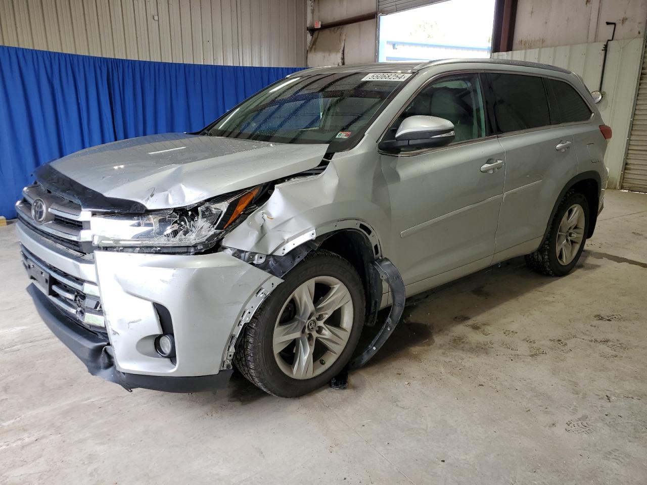 2018 TOYOTA HIGHLANDER LIMITED