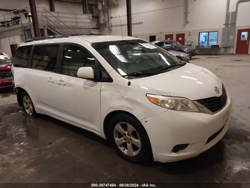 2013 TOYOTA SIENNA LE V6 8 PASSENGER