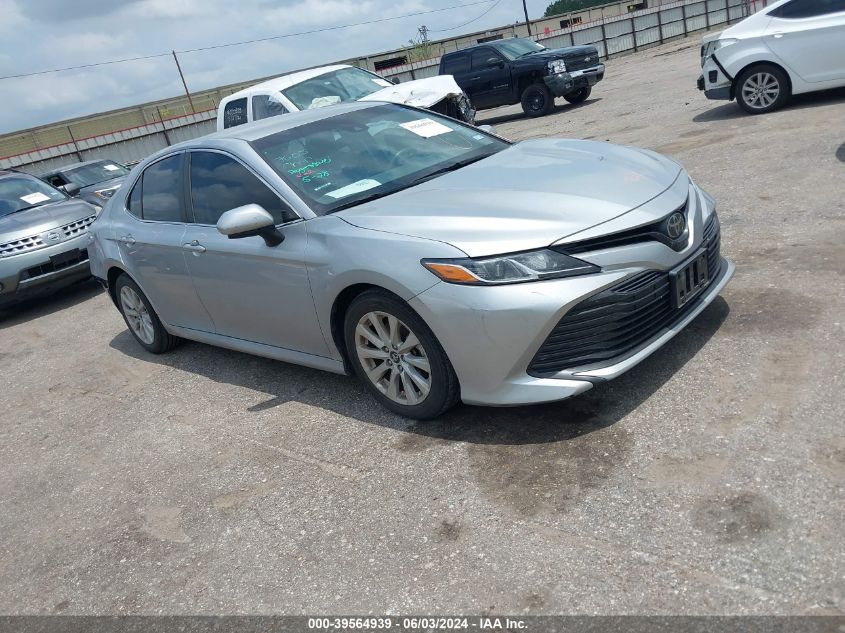 2018 TOYOTA CAMRY LE