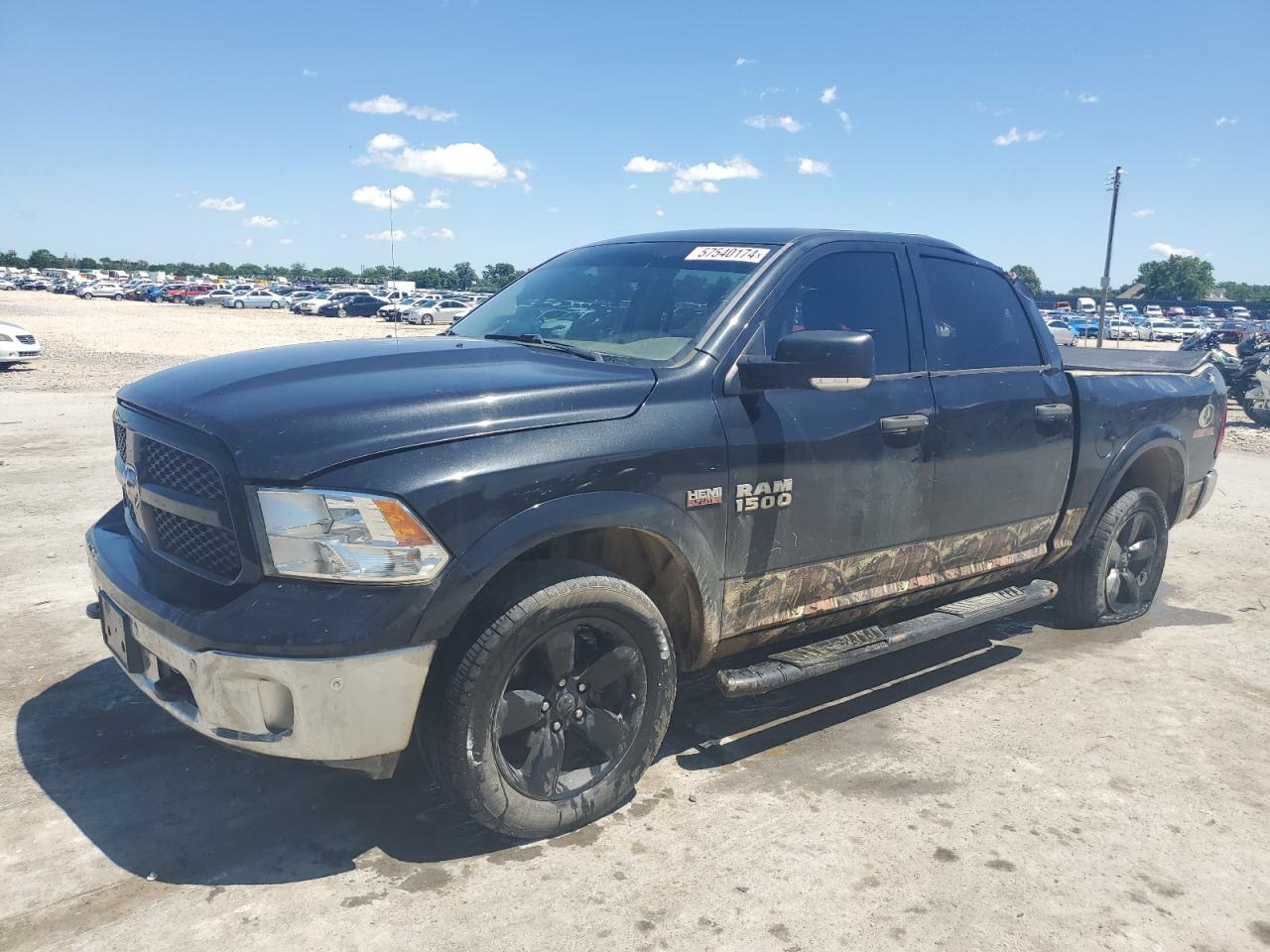 2016 RAM 1500 SLT