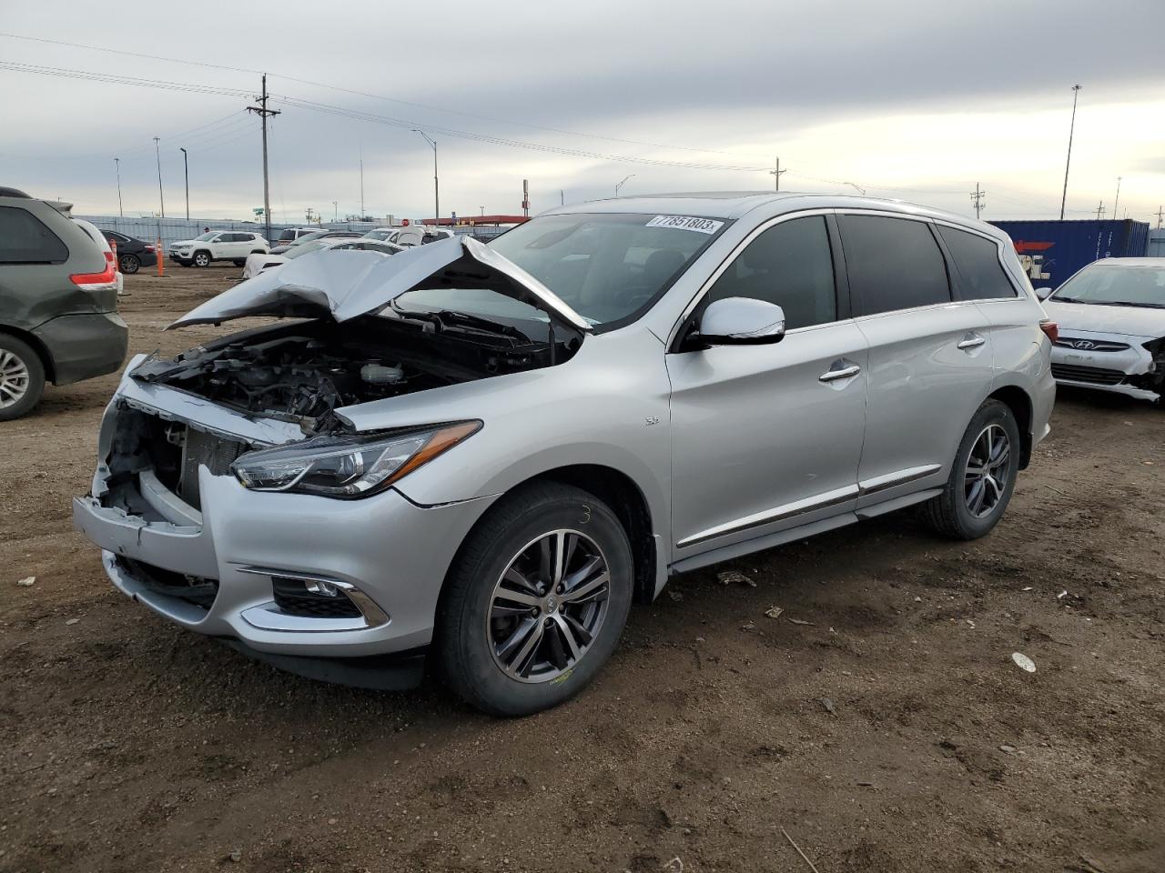 2019 INFINITI QX60 LUXE