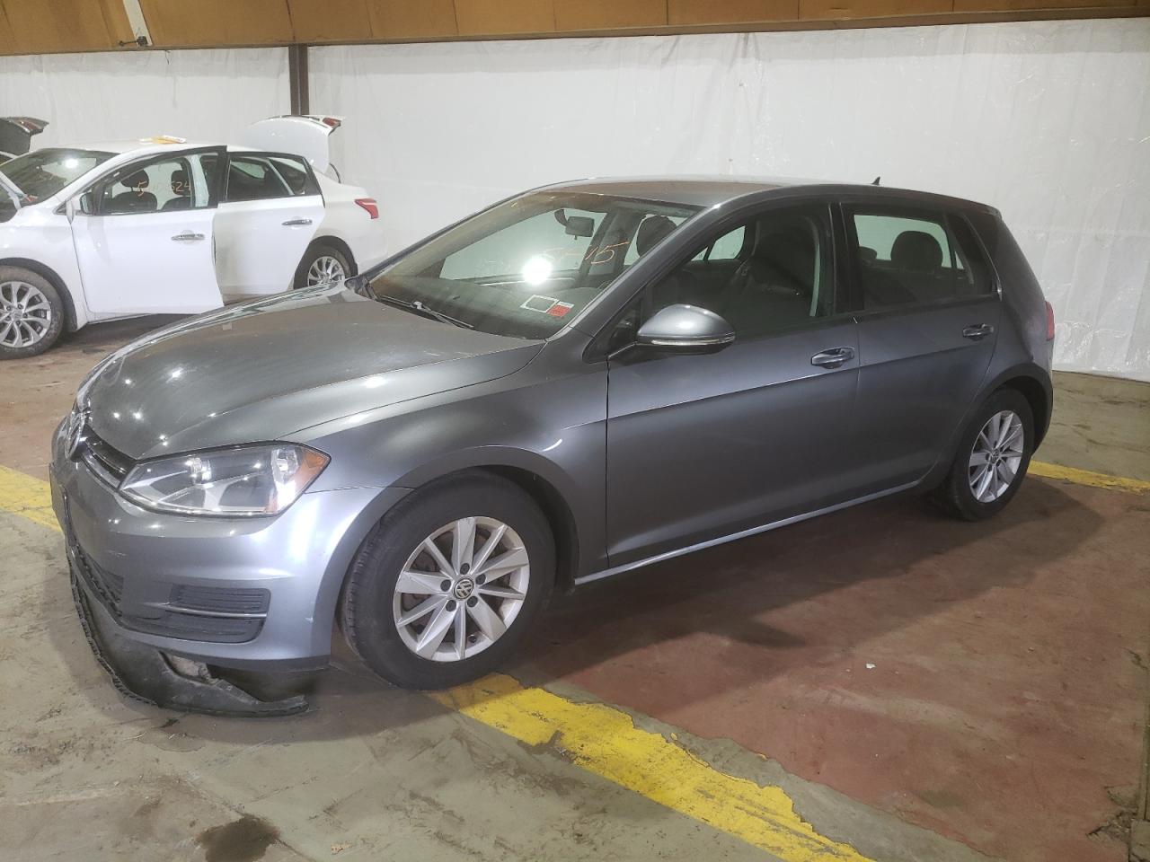 2015 VOLKSWAGEN GOLF