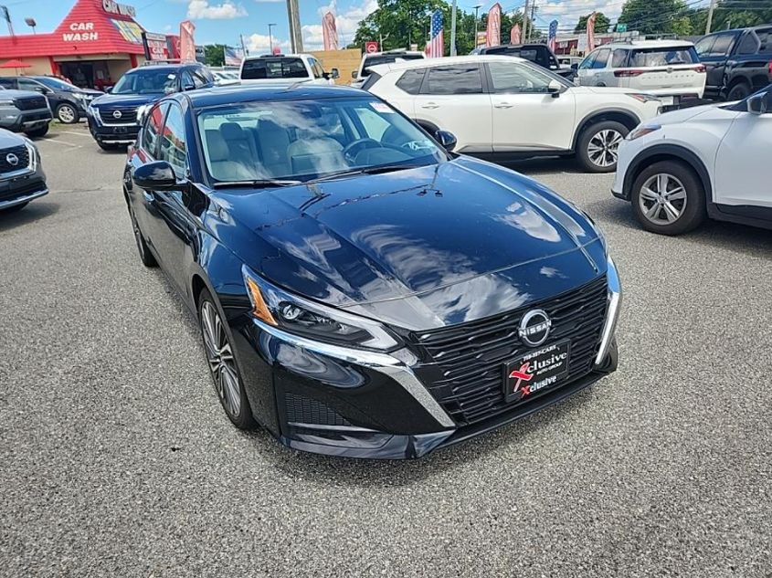 2023 NISSAN ALTIMA SL