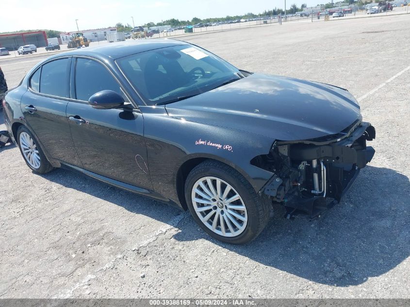 2022 ALFA ROMEO GIULIA SPRINT RWD