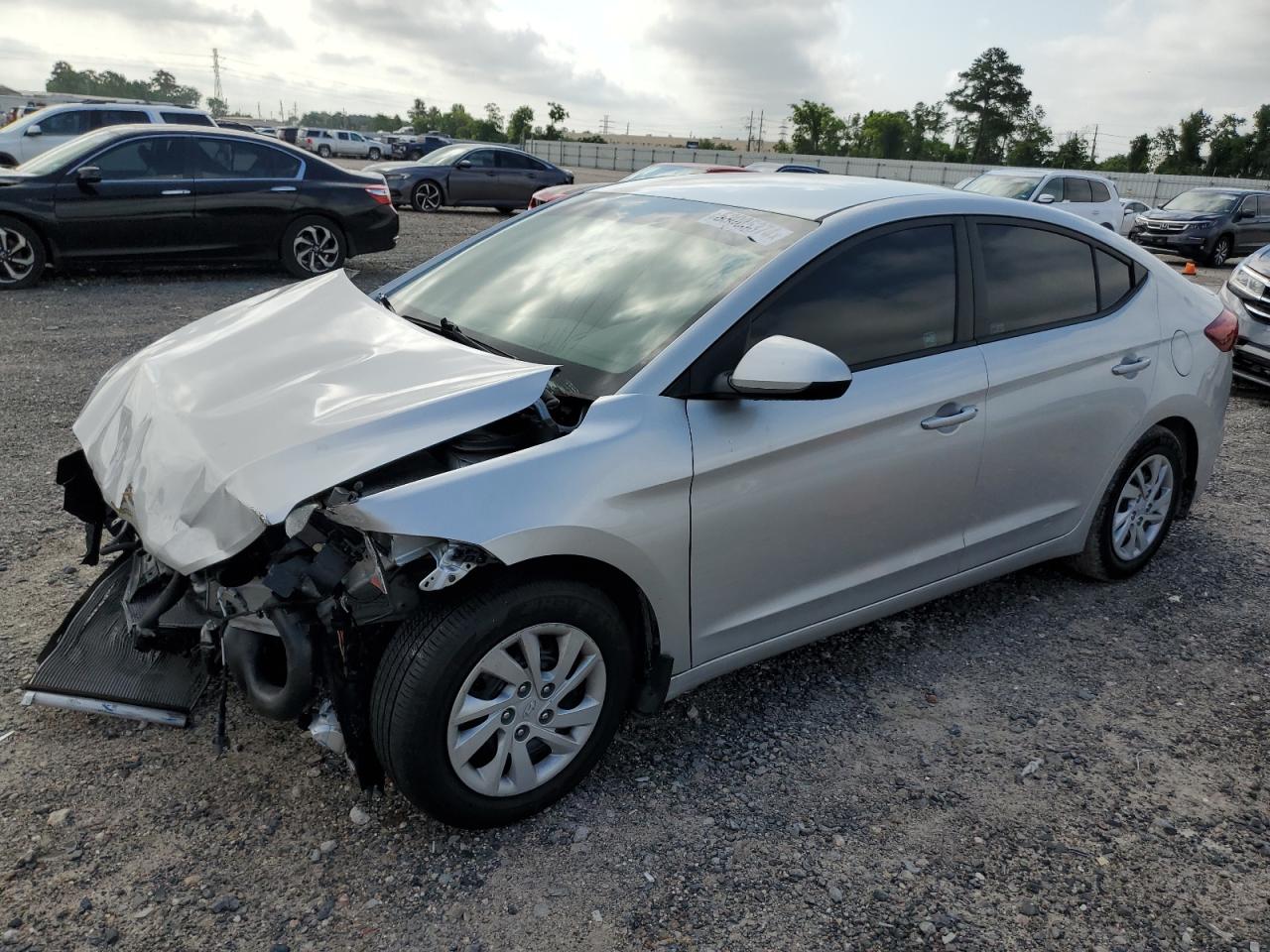 2018 HYUNDAI ELANTRA SE