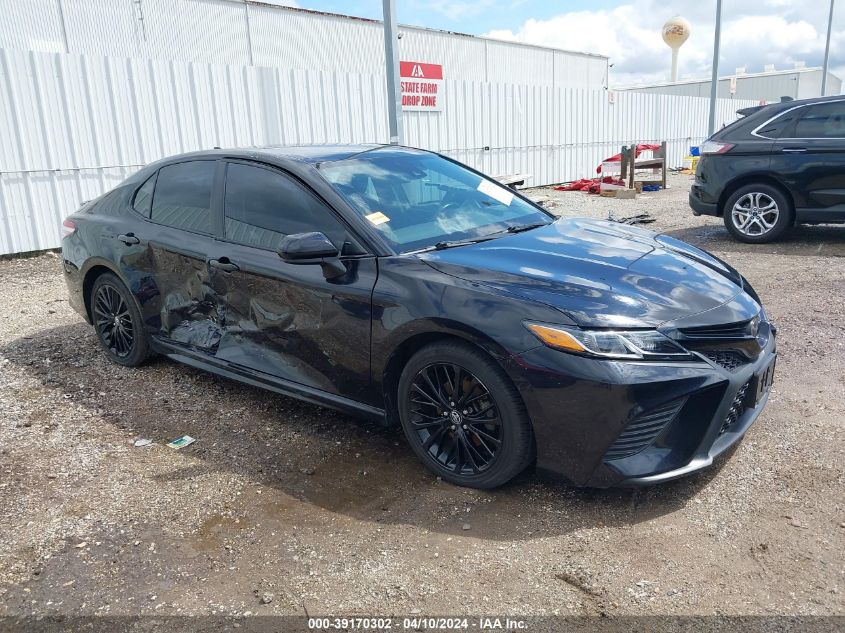 2020 TOYOTA CAMRY SE NIGHTSHADE EDITION