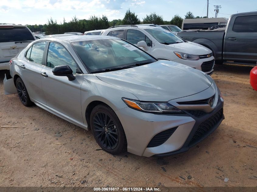 2020 TOYOTA CAMRY SE/SE NIGHT SHADE