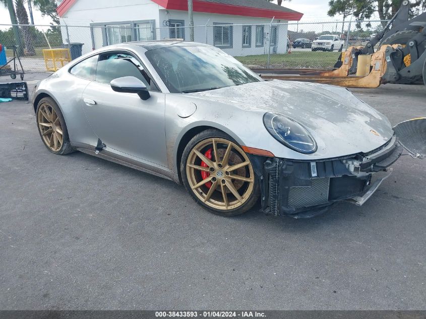 2020 PORSCHE 911