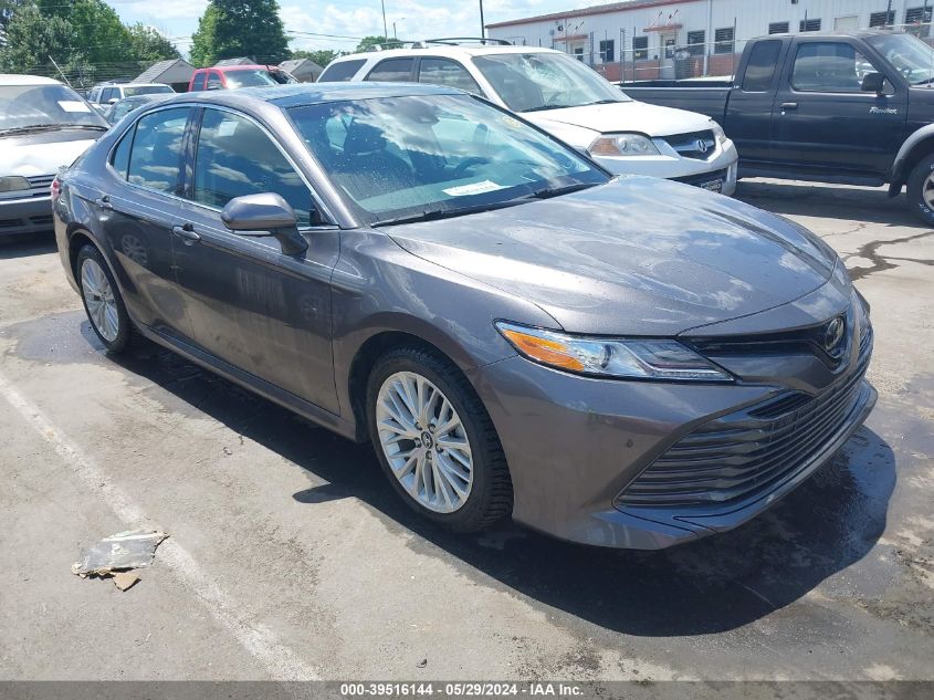 2018 TOYOTA CAMRY XLE V6