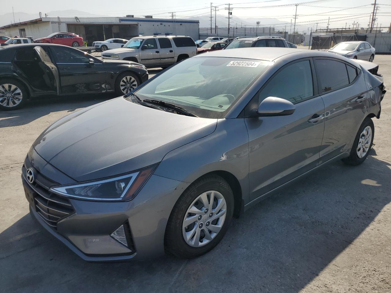 2019 HYUNDAI ELANTRA SE