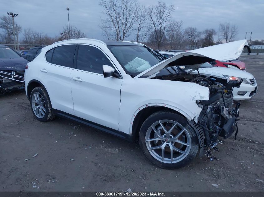 2018 ALFA ROMEO STELVIO TI AWD